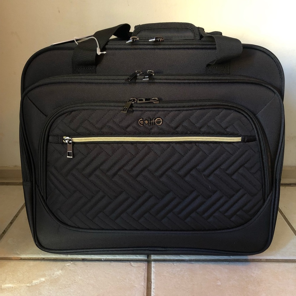 NEW! Rolling briefcase with retractable handle